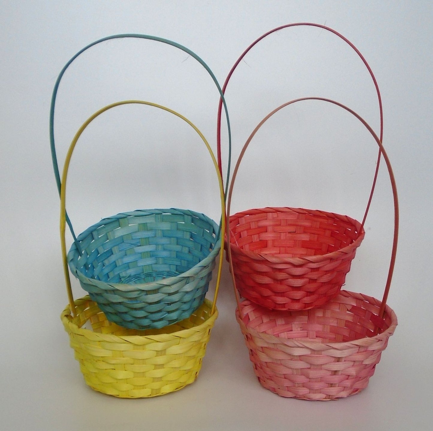 Bamboo Hand Made Basket (1592208044)