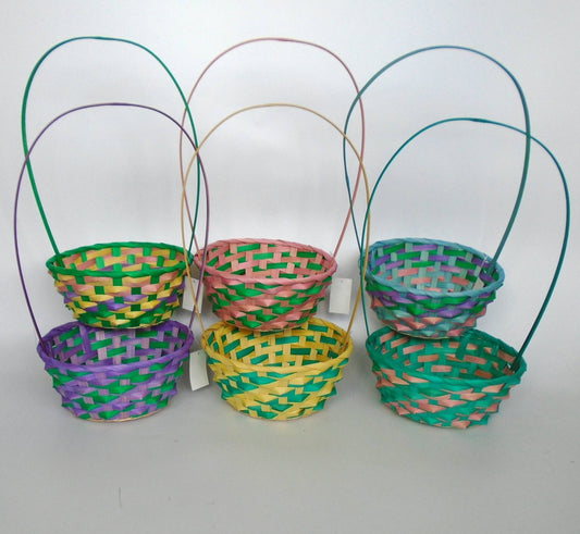 Bamboo Hand Made Basket (1592293660)