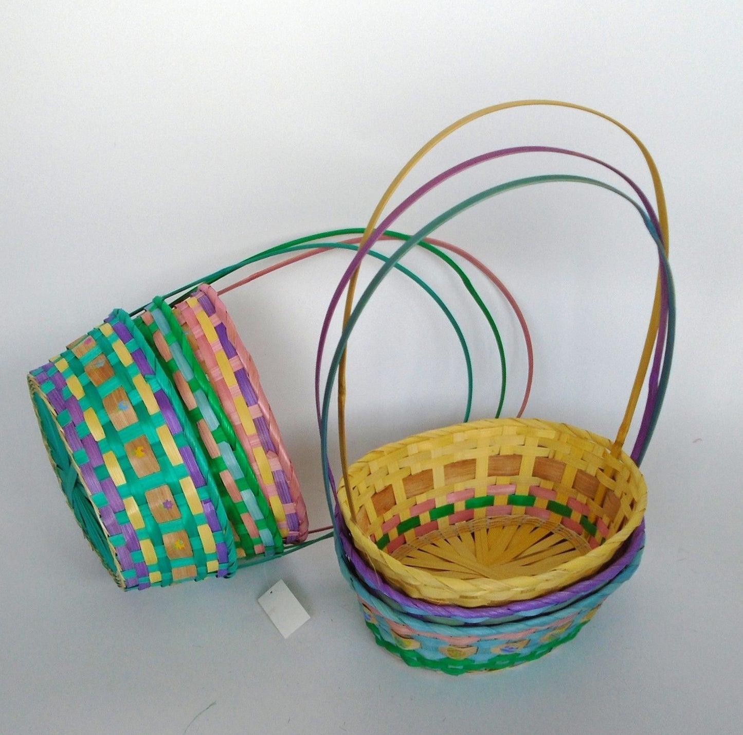 Bamboo Hand Made Basket (1592298487)