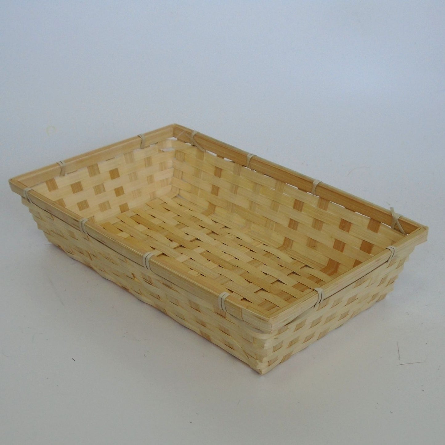 Bamboo Hand Made Basket (1592300747)