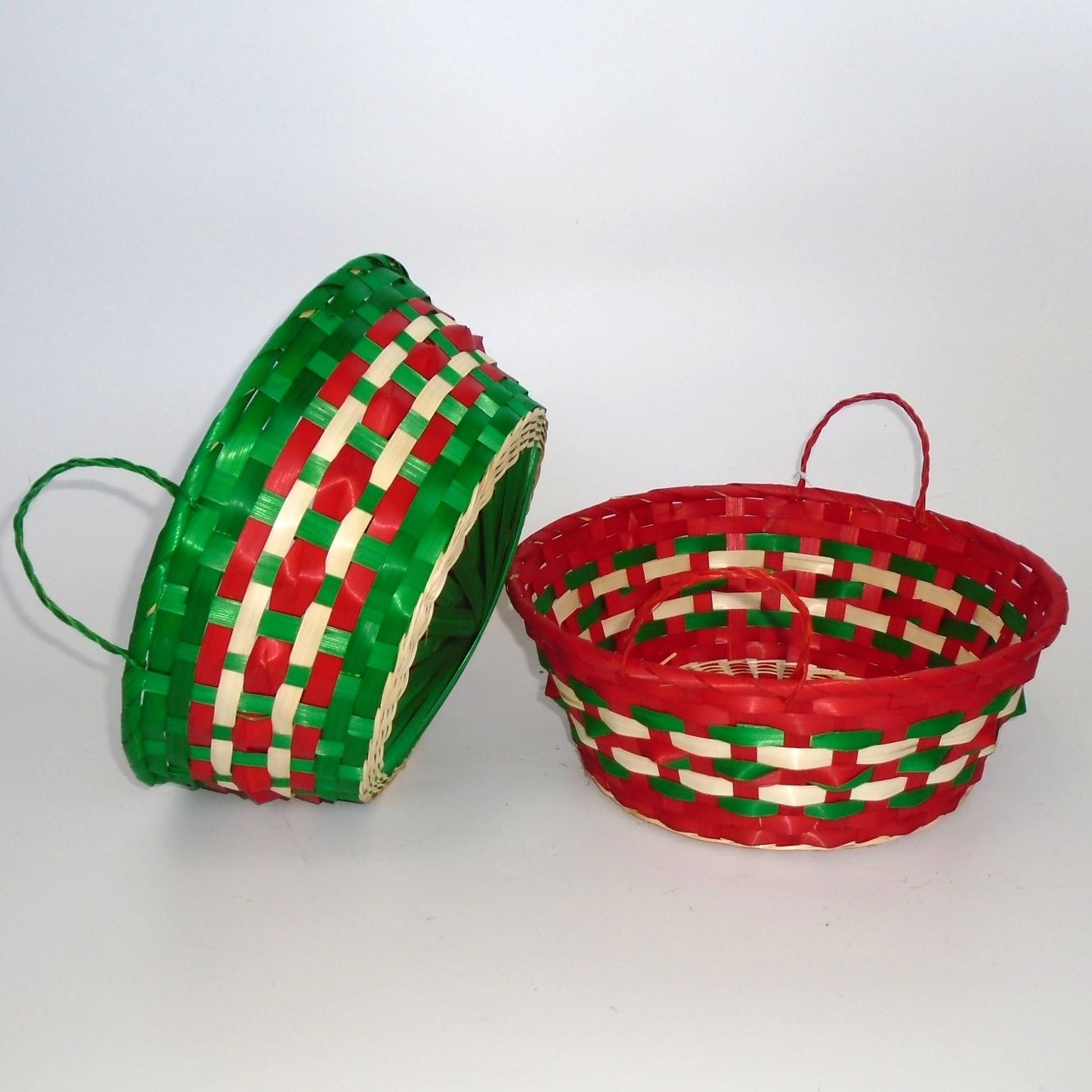 Bamboo Hand Made Basket (1592300767)