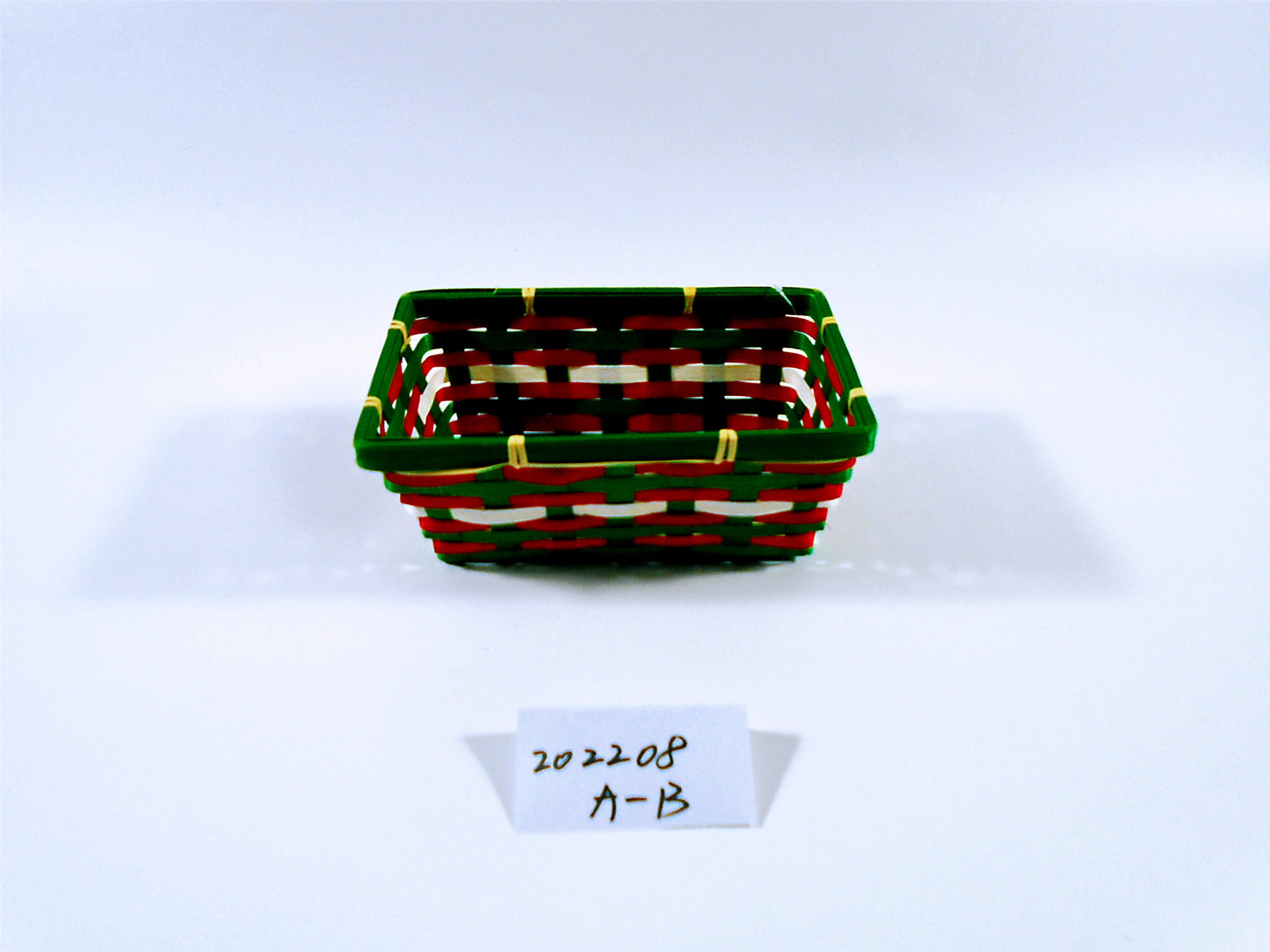 Bamboo Hand Made Basket (202208)