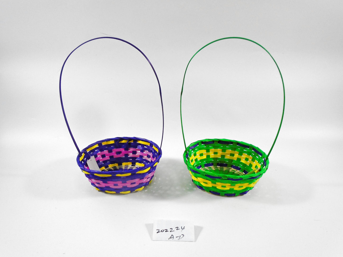 Bamboo Hand Made Basket (202224)